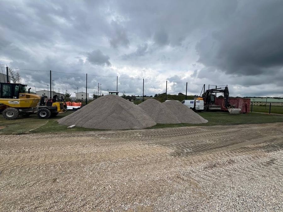 Chantier du bâtiment vestiaires du Camp des Loges (78) — vue 4